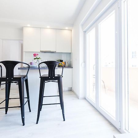 2Sis 2 Apartments Zadar Room photo