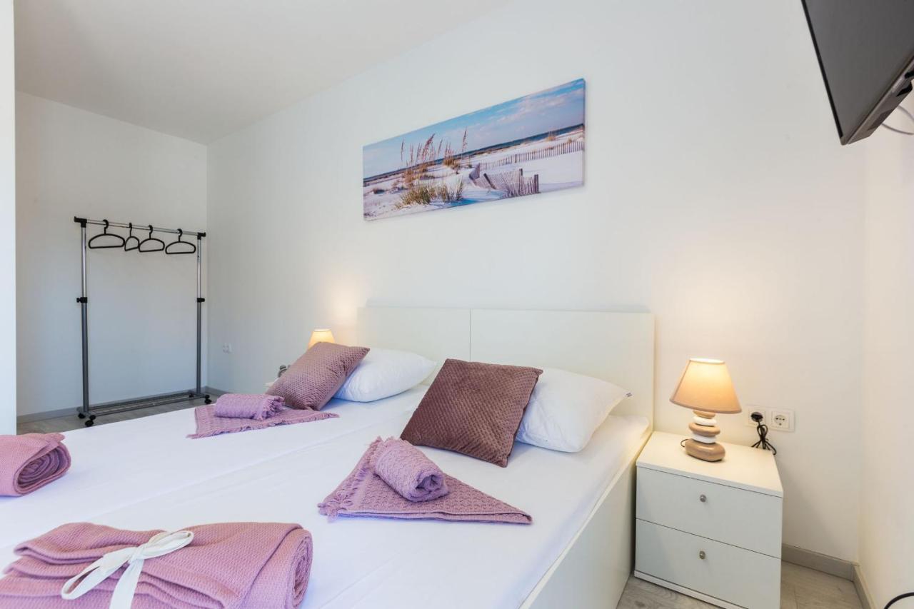 2Sis 2 Apartments Zadar Exterior photo