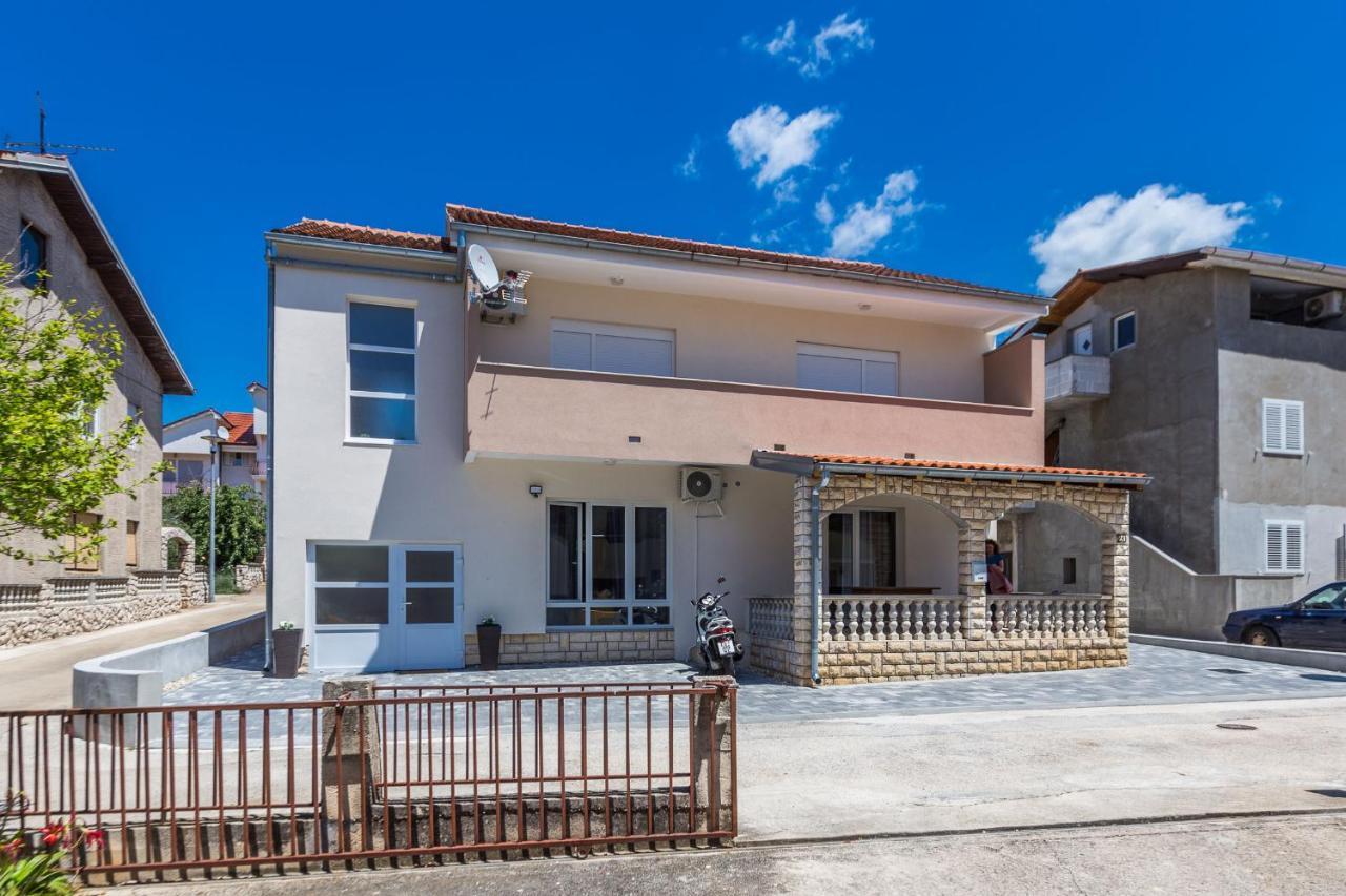 2Sis 2 Apartments Zadar Exterior photo
